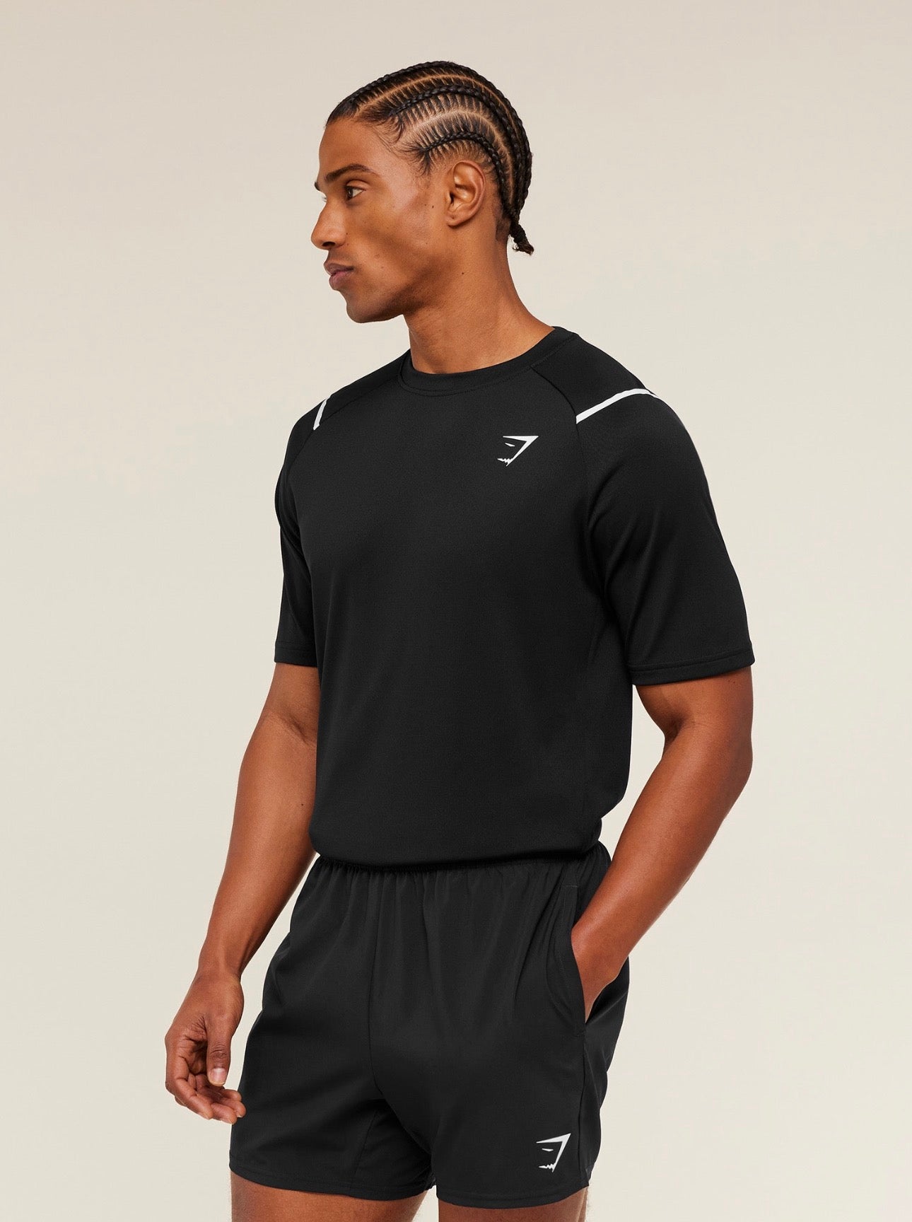 🆕 Arrival Contrast T-Shirt Black GymShark