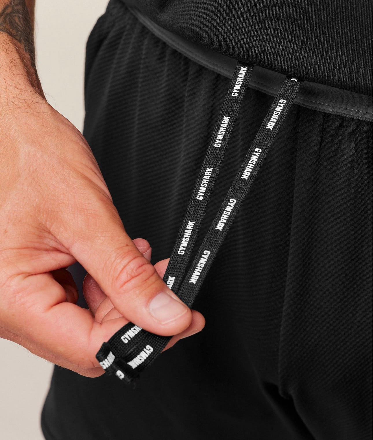Mesh Hybrid 5” Shorts Black Slim Fit GymShark