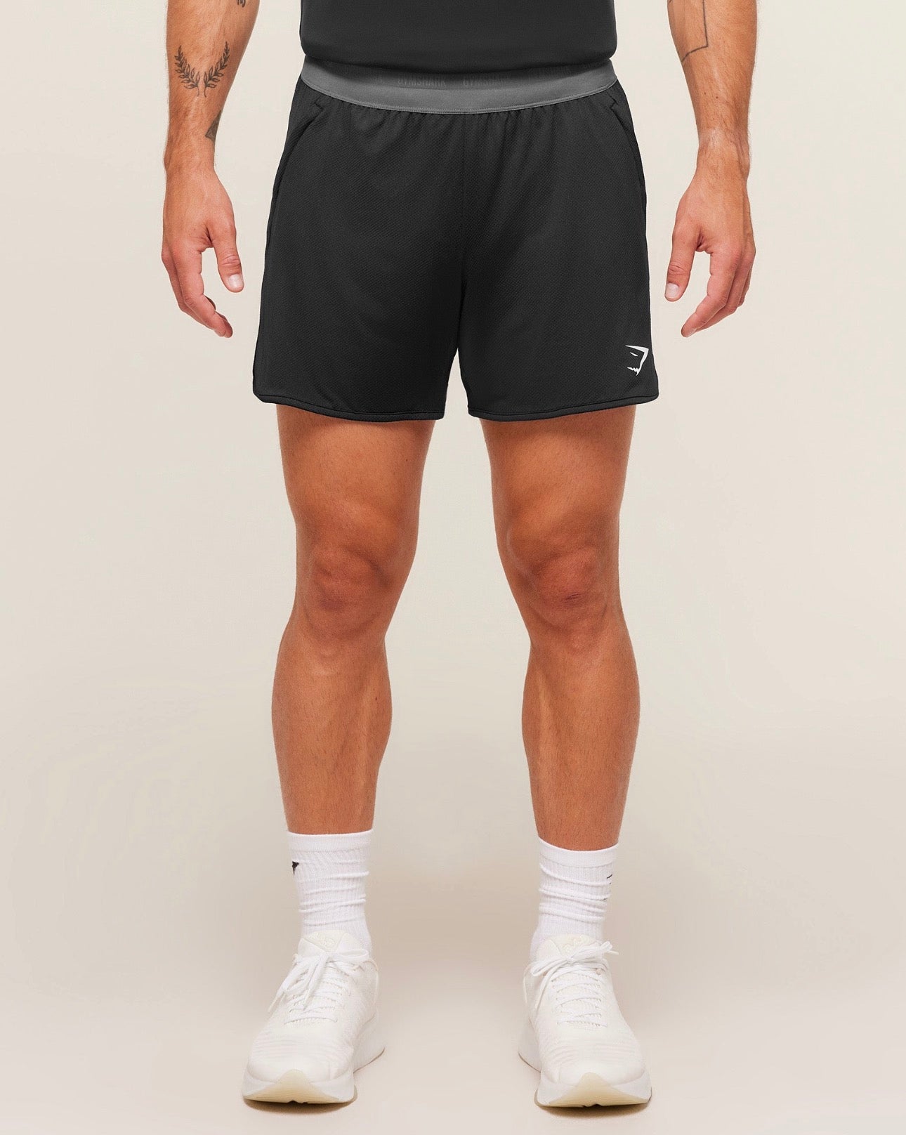 Mesh Hybrid 5” Shorts Black Slim Fit GymShark