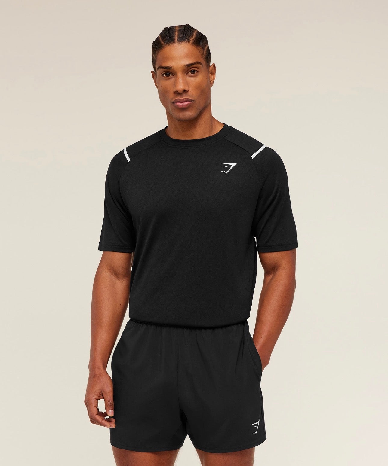 🆕 Arrival Contrast T-Shirt Black GymShark