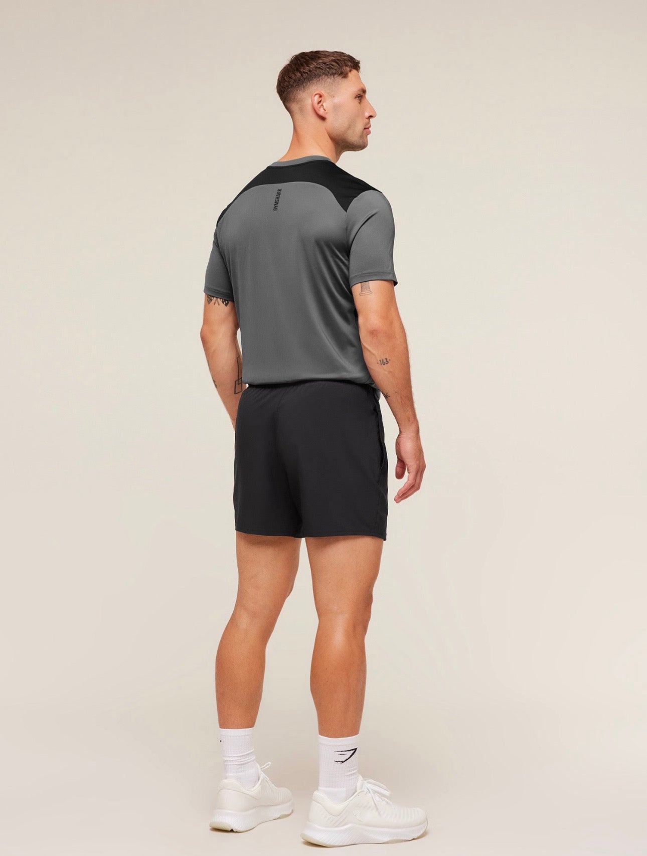 Sport T-Shirt Slim Fit Dark Grey/Black GymShark